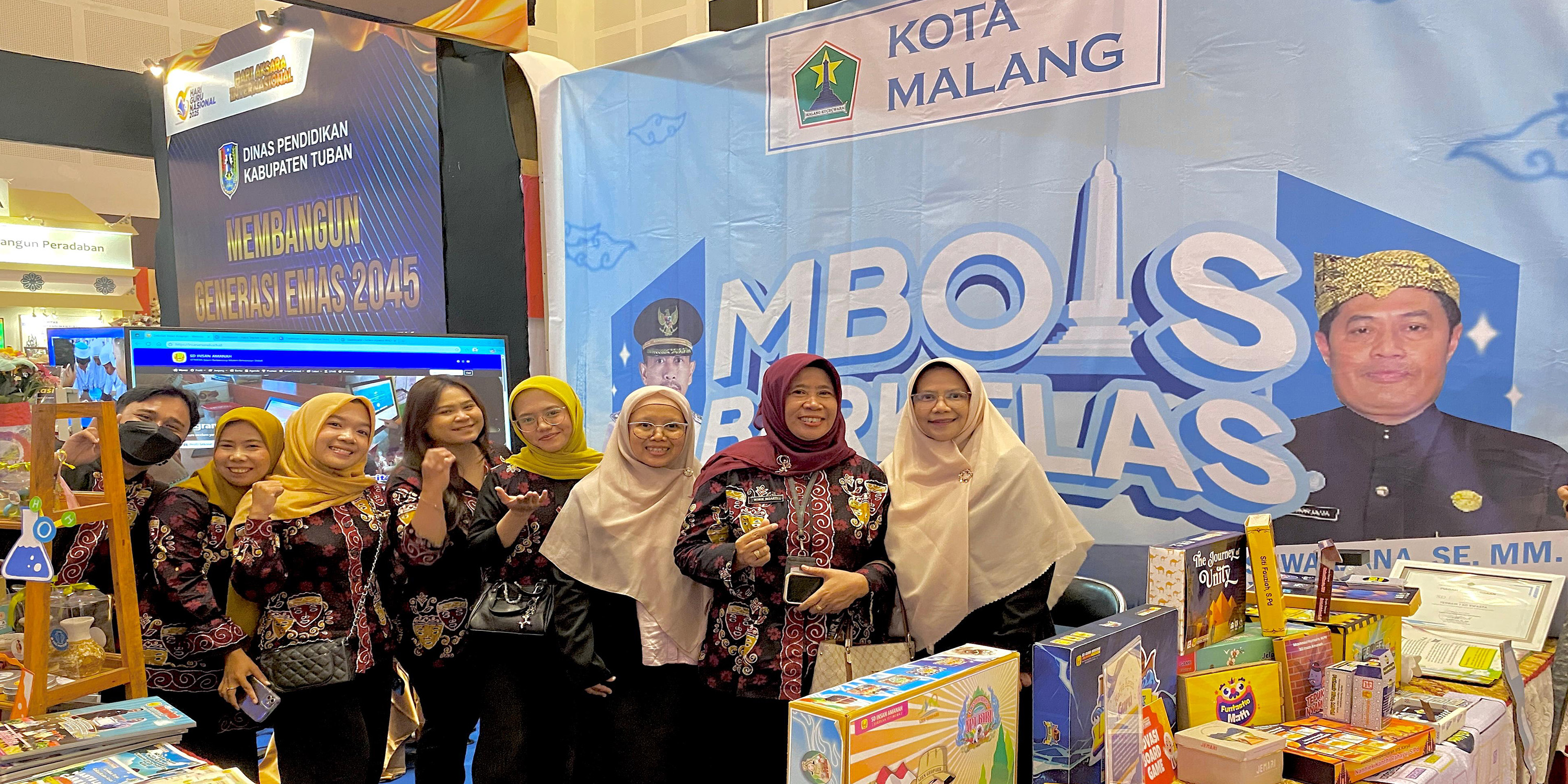 Expo Hari Aksara Interasional dan Hari Guru Nasional - Grand City Surabaya Jawa Timur